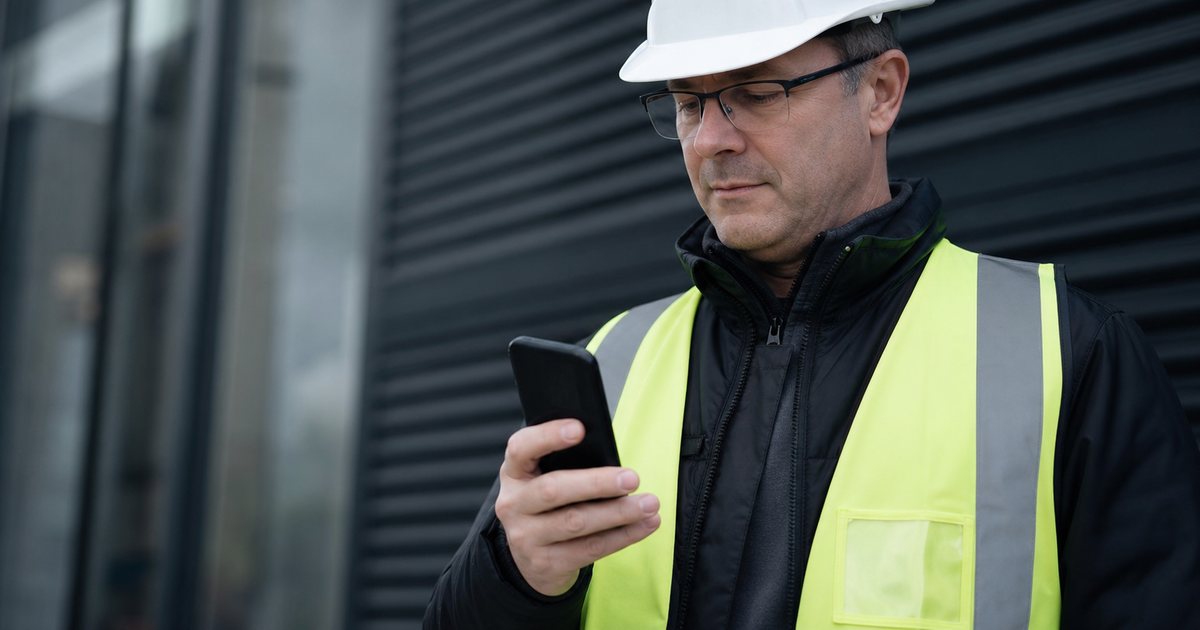 How do you make sure a workplace safety alert reaches the right person immediately?